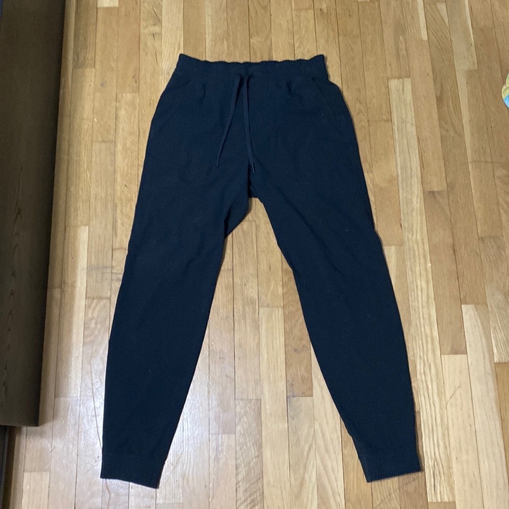 Lululemon ABC Jogger Ventlight Mesh size Medium